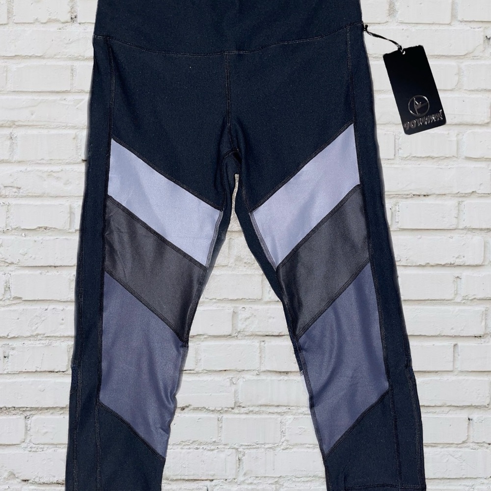 90 Degree by Reflex Cropped Leggings